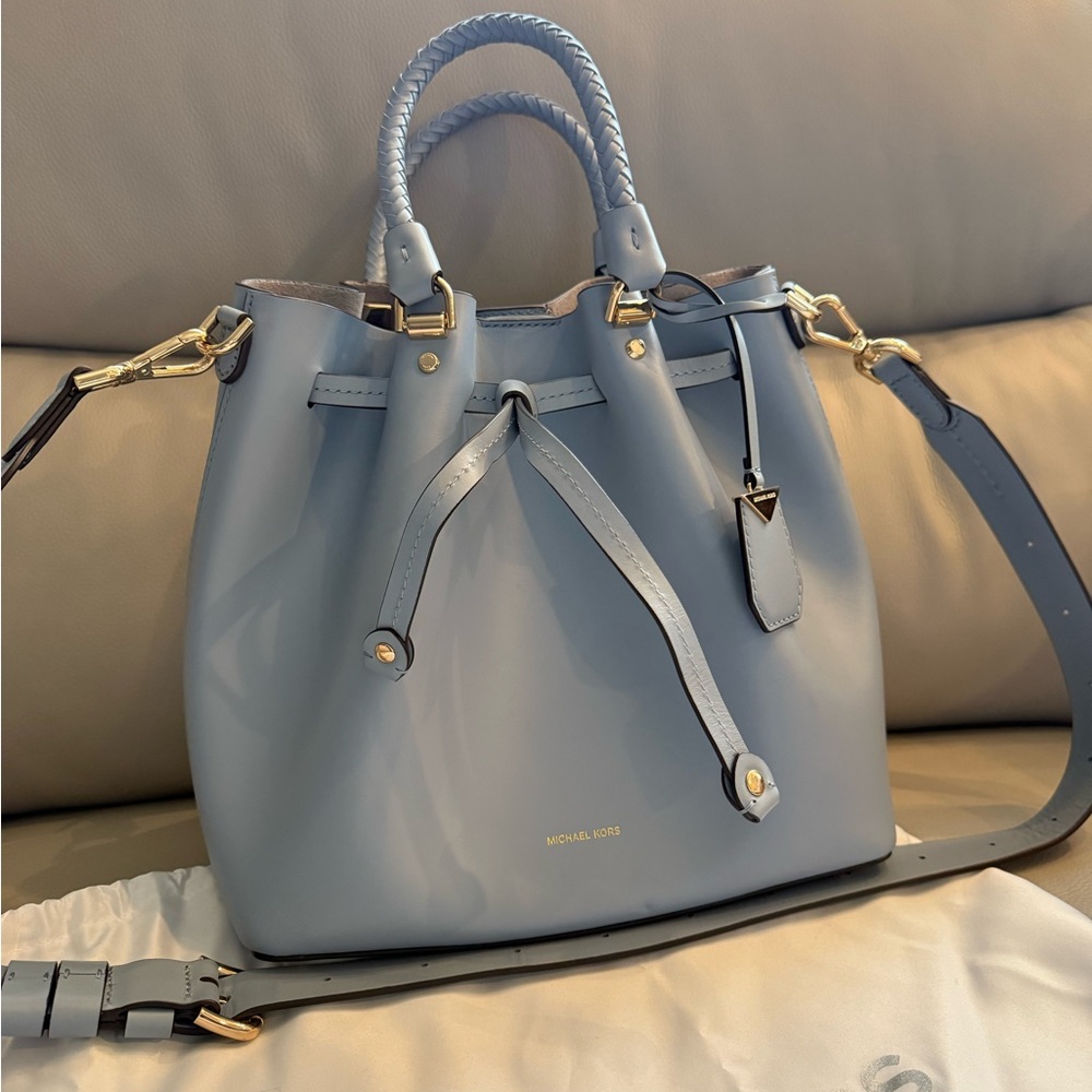 Michael Kors Blue Bucket Bag with Gold Hardware